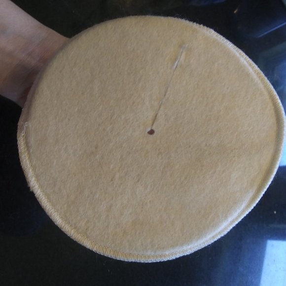 VTG Annalee Thorndike Mobilitee Doll Mrs Claus with muff and holly on her hat - Picture 12 of 13